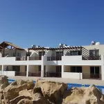 Floor 2 Bedroom E101, 3 Pools, Sea View, Free Wifi Apartament