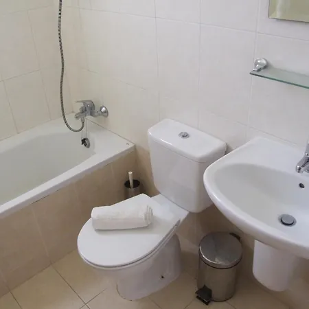 Appartamento Floor 2 Bedroom E101, 3 Pools, Sea View, Free Wifi Peyia