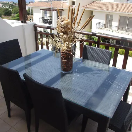 Floor 2 Bedroom E101, 3 Pools, Sea View, Free Wifi * Pegeia