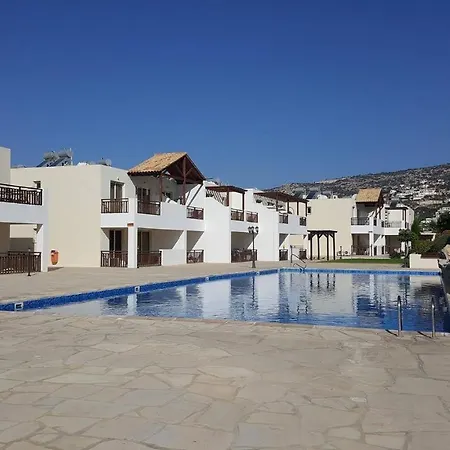 Floor 2 Bedroom E101, 3 Pools, Sea View, Free Wifi