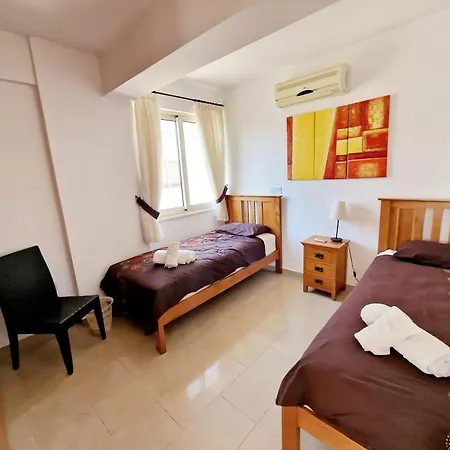 Floor 2 Bedroom E101, 3 Pools, Sea View, Free Wifi Apartmán Pegeia