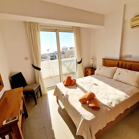 Διαμέρισμα Floor 2 Bedroom E101, 3 Pools, Sea View, Free Wifi *